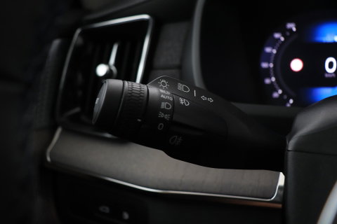 Volvo XC90 T8 Ultra Dark | Bowers&Wilkins | Stoelventilatie | Trekhaak | Panoramadak | 360° Camera | Massage | Head-Up | ACC