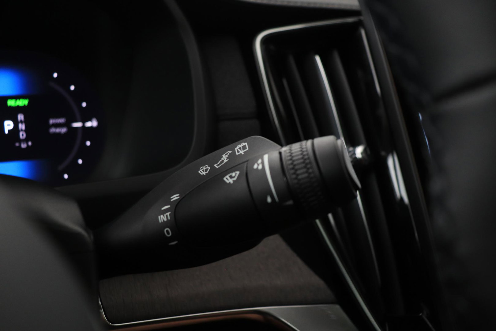 Volvo XC90 T8 Ultra Dark | Bowers&Wilkins | Stoelventilatie | Trekhaak | Panoramadak | 360° Camera | Massage | Head-Up | ACC