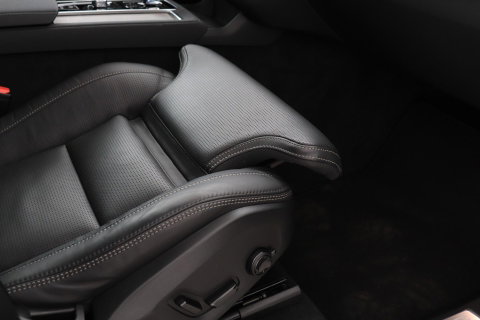 Volvo XC90 T8 Ultra Dark | Bowers&Wilkins | Stoelventilatie | Trekhaak | Panoramadak | 360° Camera | Massage | Head-Up | ACC