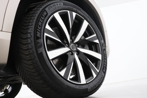 Volvo XC90 T8 Ultra Dark | Bowers&Wilkins | Stoelventilatie | Trekhaak | Panoramadak | 360° Camera | Massage | Head-Up | ACC