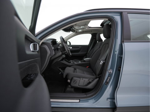 Volvo XC40 1.5 T4 Recharge R-Design Expression {SoH-83%} (Plug-in) (INCL-BTW)  Aut. *PANO | DIGI-COCKPIT | HARMAN/KARDON | BLINDSPOT | KEYLESS | DAB | SPORTSEATS | FULL-LED | NAVI-FULLMAP | CAMERA | ECC | TOWBAR | 18'' ALU*