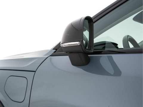 Volvo XC40 1.5 T4 Recharge R-Design Expression {SoH-83%} (Plug-in) (INCL-BTW)  Aut. *PANO | DIGI-COCKPIT | HARMAN/KARDON | BLINDSPOT | KEYLESS | DAB | SPORTSEATS | FULL-LED | NAVI-FULLMAP | CAMERA | ECC | TOWBAR | 18'' ALU*