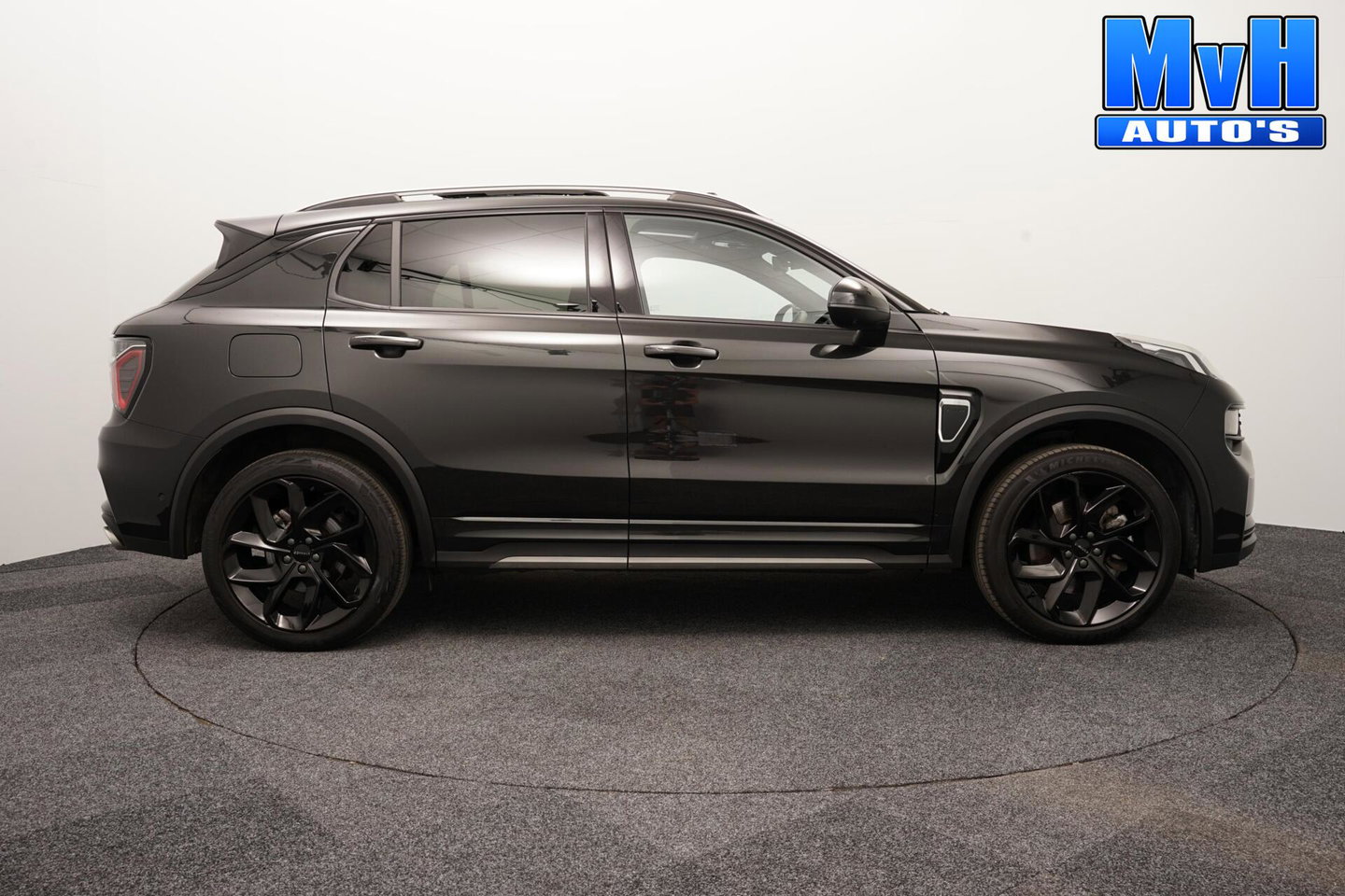 Lynk & Co 01 1.5 PHEV|FULL BLACK XL|ZWARTE.HEMEL|LEER|PANO