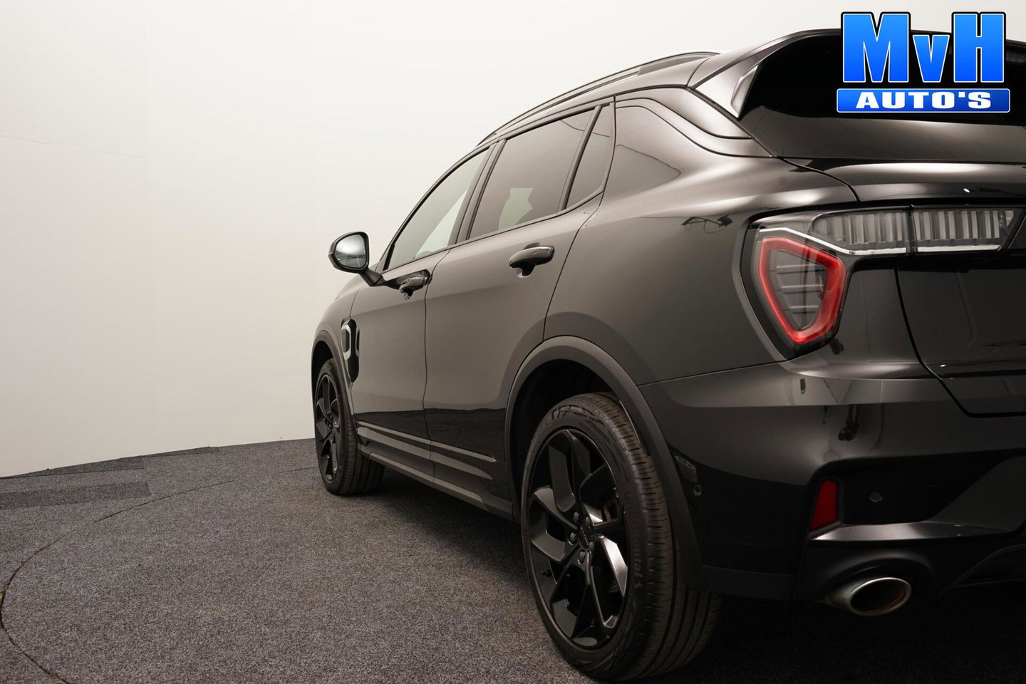 Lynk & Co 01 1.5 PHEV|FULL BLACK XL|ZWARTE.HEMEL|LEER|PANO