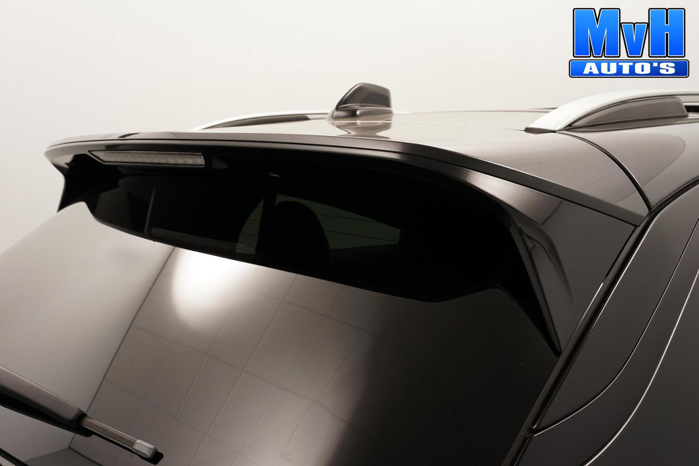 Lynk & Co 01 1.5 PHEV|FULL BLACK XL|ZWARTE.HEMEL|LEER|PANO