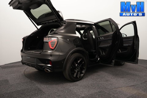 Lynk & Co 01 1.5 PHEV|FULL BLACK XL|ZWARTE.HEMEL|LEER|PANO
