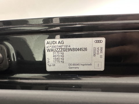 Audi e-tron 55 quattro edition 95 kWh [3-Fase-11kW] {SoH-95%} (INCL.BTW) *FULL-LED | HEATED-COMFORTSEATS | DIGI-COCKPIT | NAVI-FULLMAP | CAMERA | DAB+ | ECC | PDC | CRUISE | 20''ALU*