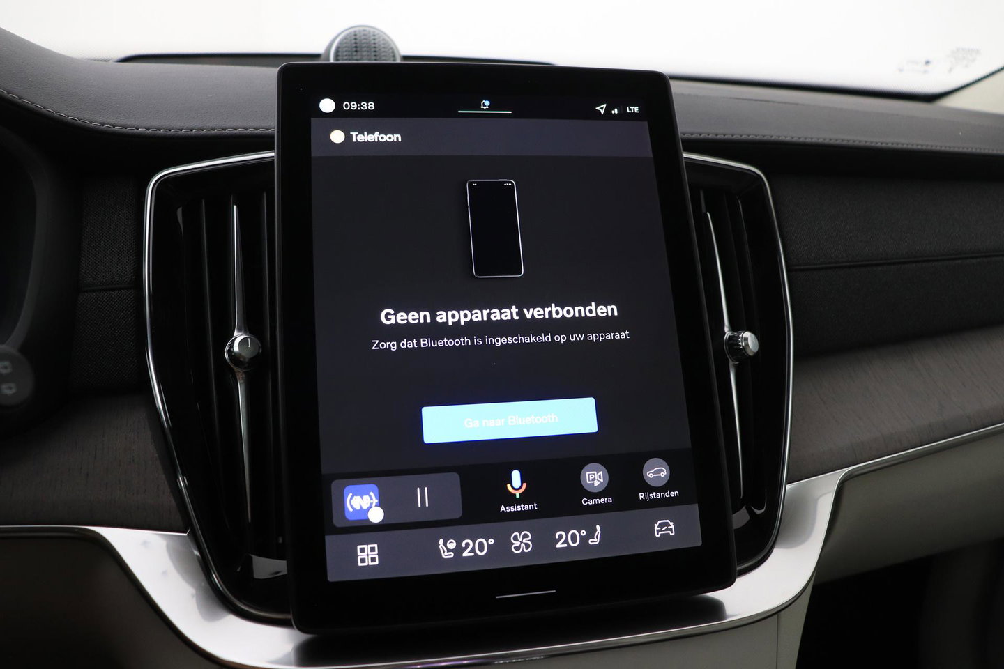 Volvo XC90 T8 Ultra Dark | Bowers&Wilkins | Stoelventilatie | Trekhaak | Panoramadak | 360° Camera | Massage | Head-Up | ACC
