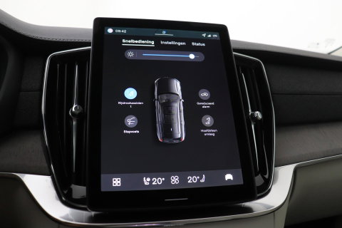 Volvo XC90 T8 Ultra Dark | Bowers&Wilkins | Stoelventilatie | Trekhaak | Panoramadak | 360° Camera | Massage | Head-Up | ACC