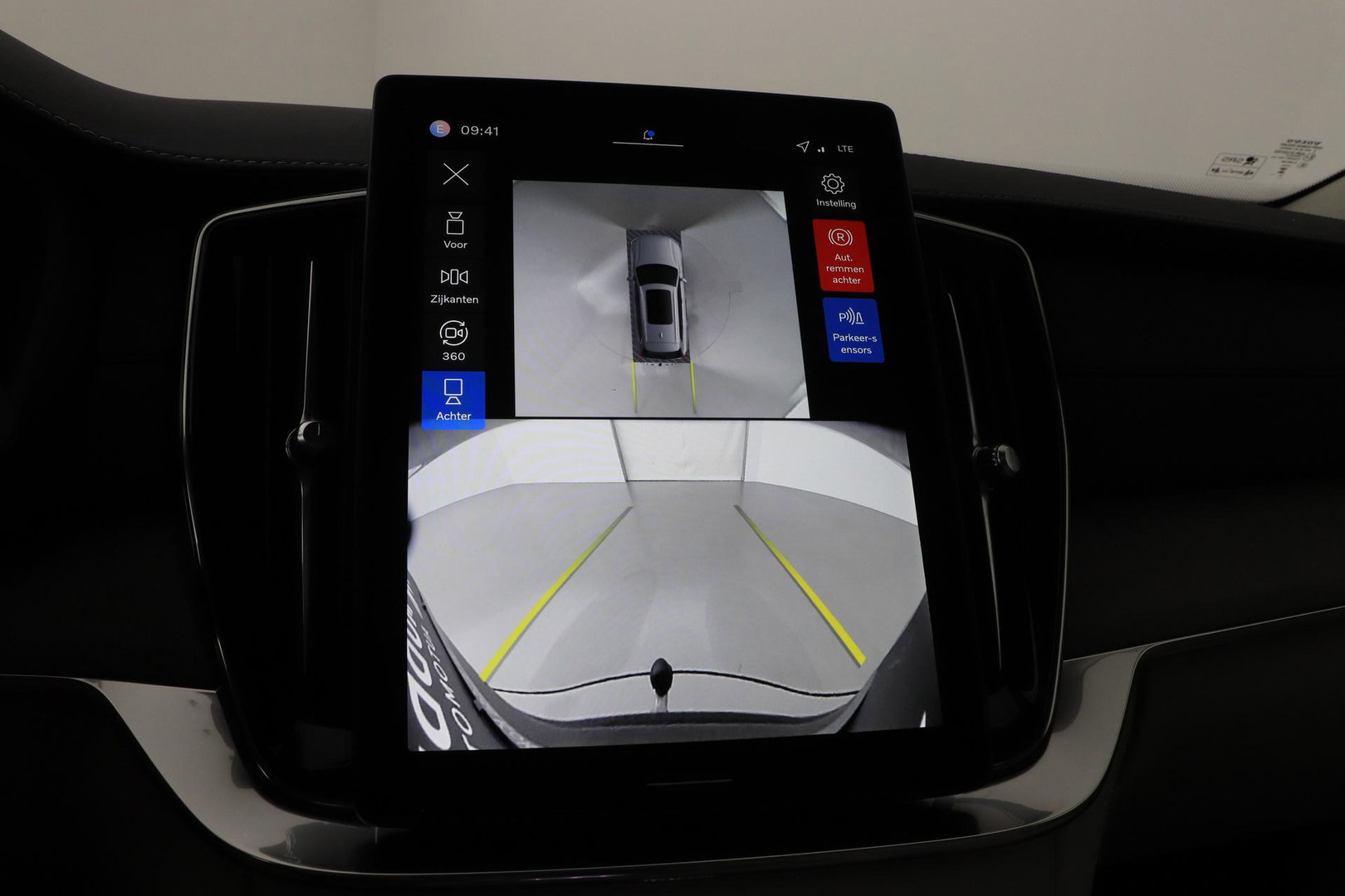 Volvo XC90 T8 Ultra Dark | Bowers&Wilkins | Stoelventilatie | Trekhaak | Panoramadak | 360° Camera | Massage | Head-Up | ACC