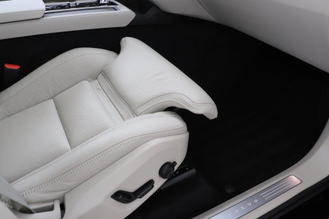 Volvo XC90 T8 Ultra Dark | Bowers&Wilkins | Stoelventilatie | Trekhaak | Panoramadak | 360° Camera | Massage | Head-Up | ACC