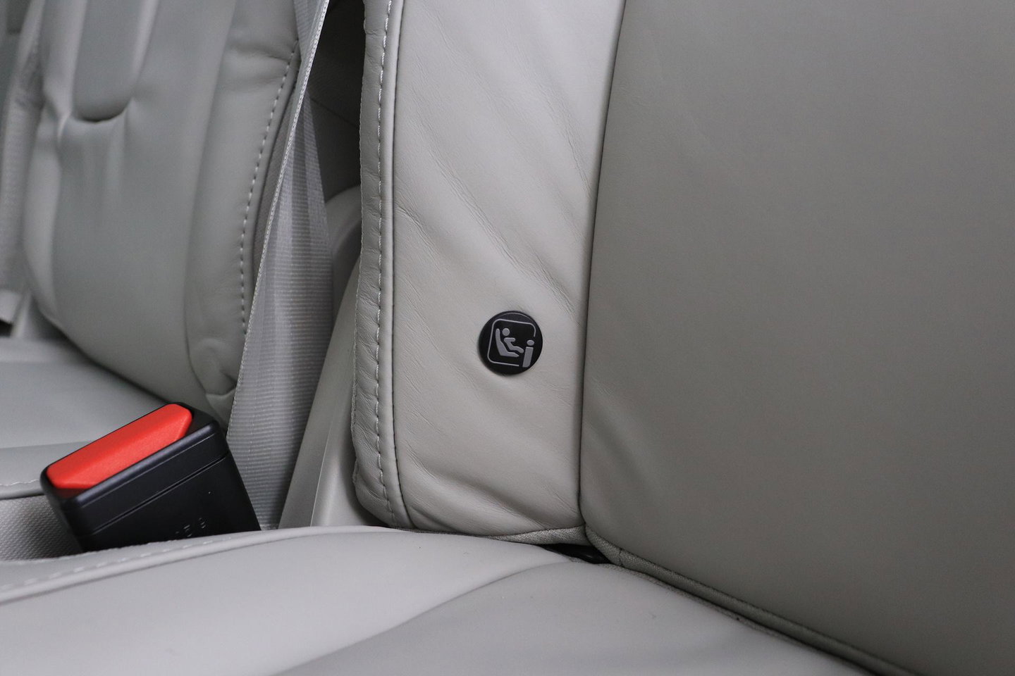 Volvo XC90 T8 Ultra Dark | Bowers&Wilkins | Stoelventilatie | Trekhaak | Panoramadak | 360° Camera | Massage | Head-Up | ACC