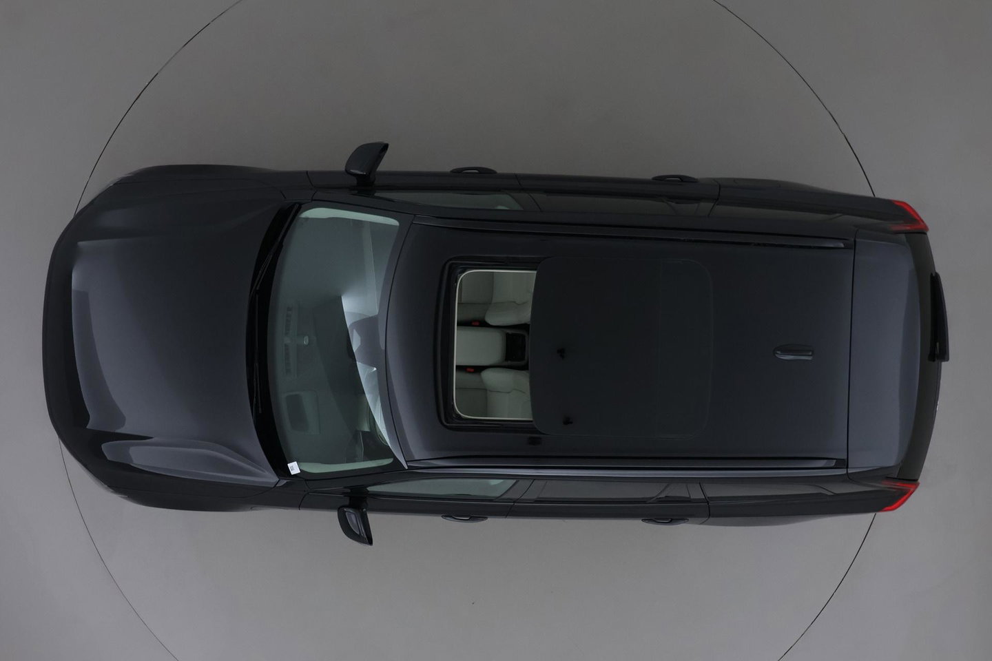 Volvo XC90 T8 Ultra Dark | Bowers&Wilkins | Stoelventilatie | Trekhaak | Panoramadak | 360° Camera | Massage | Head-Up | ACC