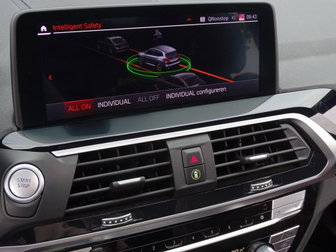 BMW X3 30e 292PK X-Drive M-Sport / Head-Up / panoramadak / BTW / 360°