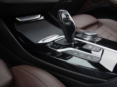BMW X3 30e 292PK X-Drive M-Sport / Head-Up / panoramadak / BTW / 360°