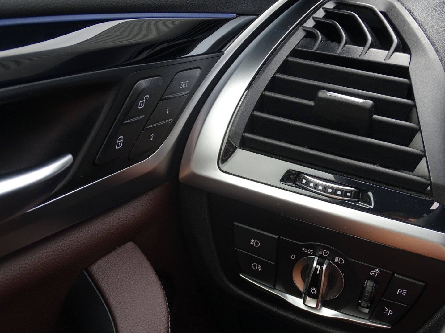 BMW X3 30e 292PK X-Drive M-Sport / Head-Up / panoramadak / BTW / 360°