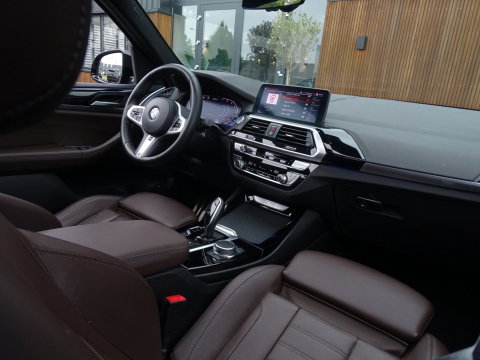 BMW X3 30e 292PK X-Drive M-Sport / Head-Up / panoramadak / BTW / 360°