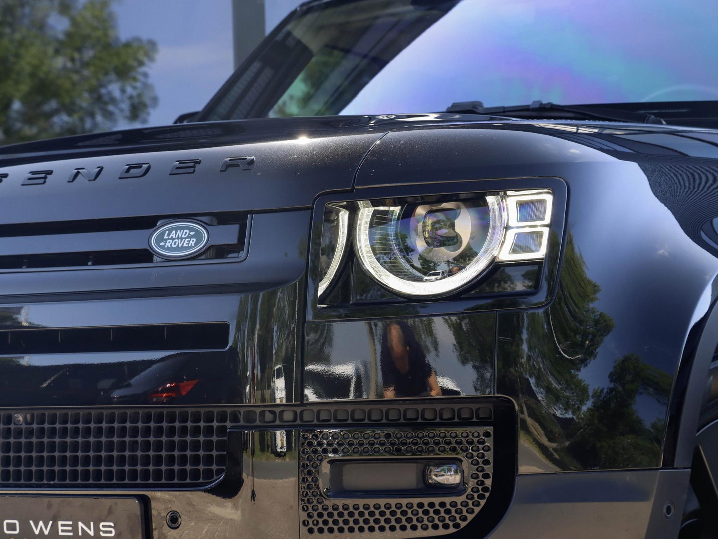 Land Rover Defender 110 P400e SE | 24.900 km | BTW auto | SOH 95,1%