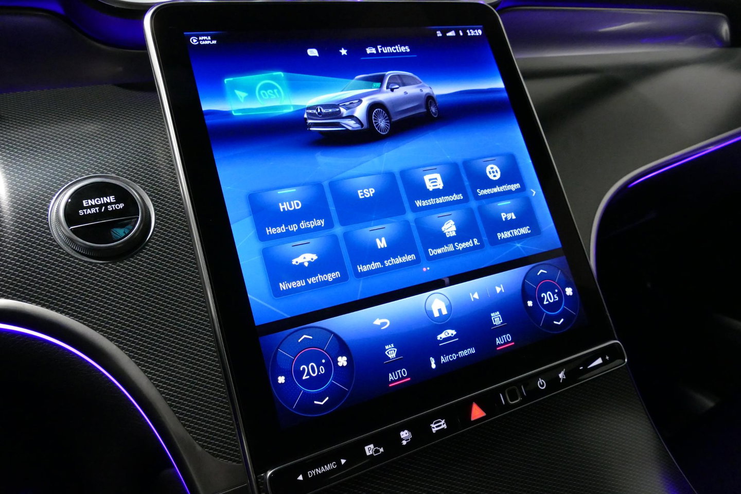 Mercedes-Benz GLC 300e 4MATIC AMG Line / GLC63s AMG diffuser / Panamericana Grille / Achterasbesturing / Panoramadak / Luchtvering / Elektr. verstelbare stoelen (memory) / Burmester 3D Surround Sound / Digital Light (laser) / HUD / Rondomzichtcamera / Apple Carplay - Andro