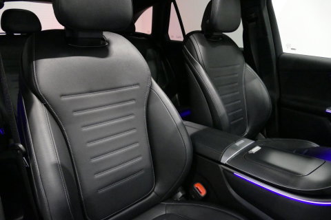 Mercedes-Benz GLC 300e 4MATIC AMG Line / GLC63s AMG diffuser / Panamericana Grille / Achterasbesturing / Panoramadak / Luchtvering / Elektr. verstelbare stoelen (memory) / Burmester 3D Surround Sound / Digital Light (laser) / HUD / Rondomzichtcamera / Apple Carplay - Andro