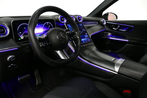 Mercedes-Benz GLC 300e 4MATIC AMG Line / GLC63s AMG diffuser / Panamericana Grille / Achterasbesturing / Panoramadak / Luchtvering / Elektr. verstelbare stoelen (memory) / Burmester 3D Surround Sound / Digital Light (laser) / HUD / Rondomzichtcamera / Apple Carplay - Andro