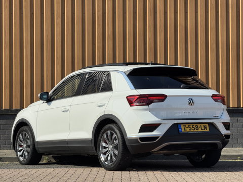 Volkswagen T-Roc 2.0 TSI 4Motion Sport | 191 PK! | Panoramadak | Adaptive Cruise Control | Rijmodus Regeling | Lane Assist | Dodehoeksensor | Navigatie | Stoelverwarming | LED |