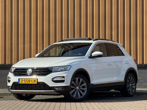 Volkswagen T-Roc 2.0 TSI 4Motion Sport | 191 PK! | Panoramadak | Adaptive Cruise Control | Rijmodus Regeling | Lane Assist | Dodehoeksensor | Navigatie | Stoelverwarming | LED |