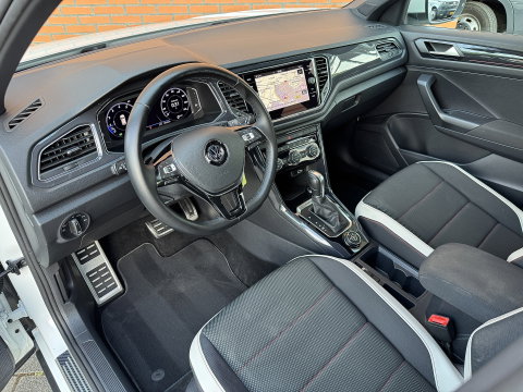 Volkswagen T-Roc 2.0 TSI 4Motion Sport | 191 PK! | Panoramadak | Adaptive Cruise Control | Rijmodus Regeling | Lane Assist | Dodehoeksensor | Navigatie | Stoelverwarming | LED |