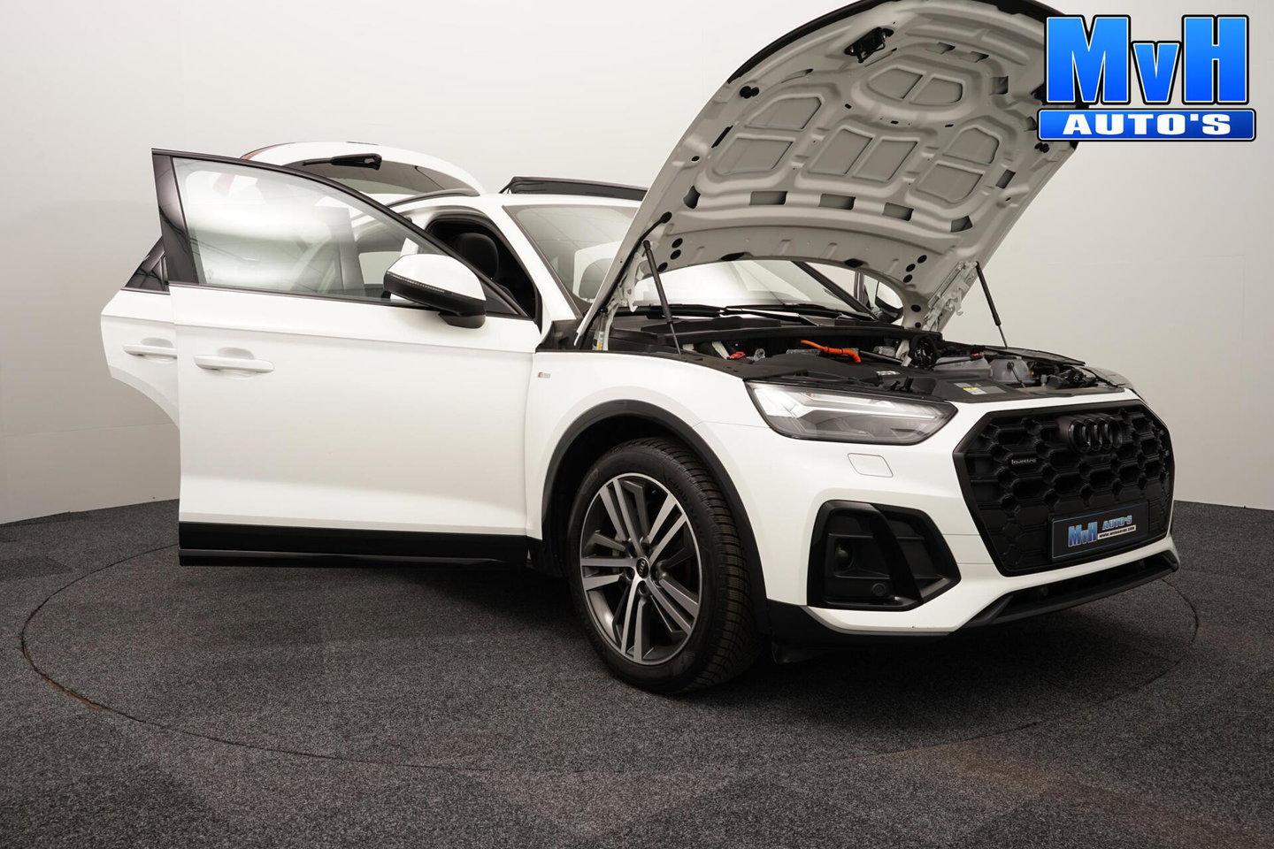 Audi Q5 50 TFSI e S Ed.|LUCHTVERING|RS-ZETELS|MATRIX|PANO|SOH86%