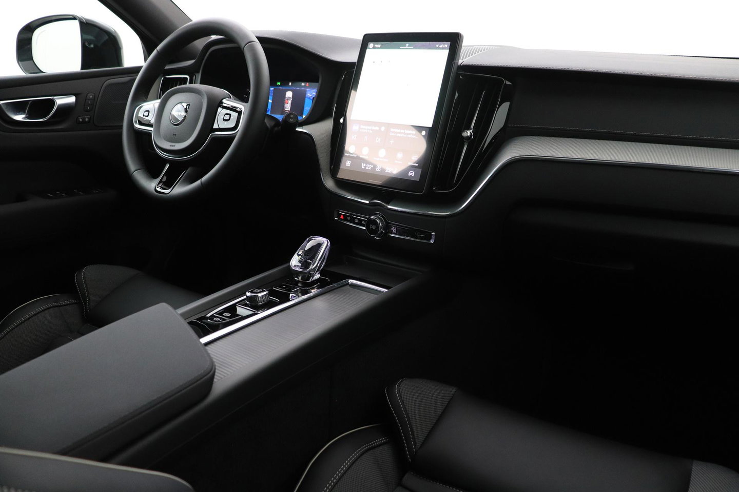 Volvo XC60 T8 Ultra Black Edition | Harman/Kardon | Panoramadak | BLIS | 360° Camera | Head-Up | Pilot Assist | Stoel+Stuurverwarming