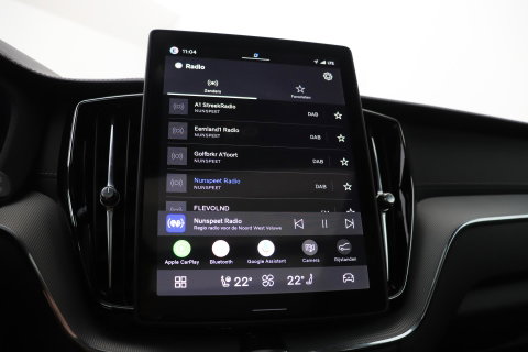 Volvo XC60 T8 Ultra Black Edition | Harman/Kardon | Panoramadak | BLIS | 360° Camera | Head-Up | Pilot Assist | Stoel+Stuurverwarming