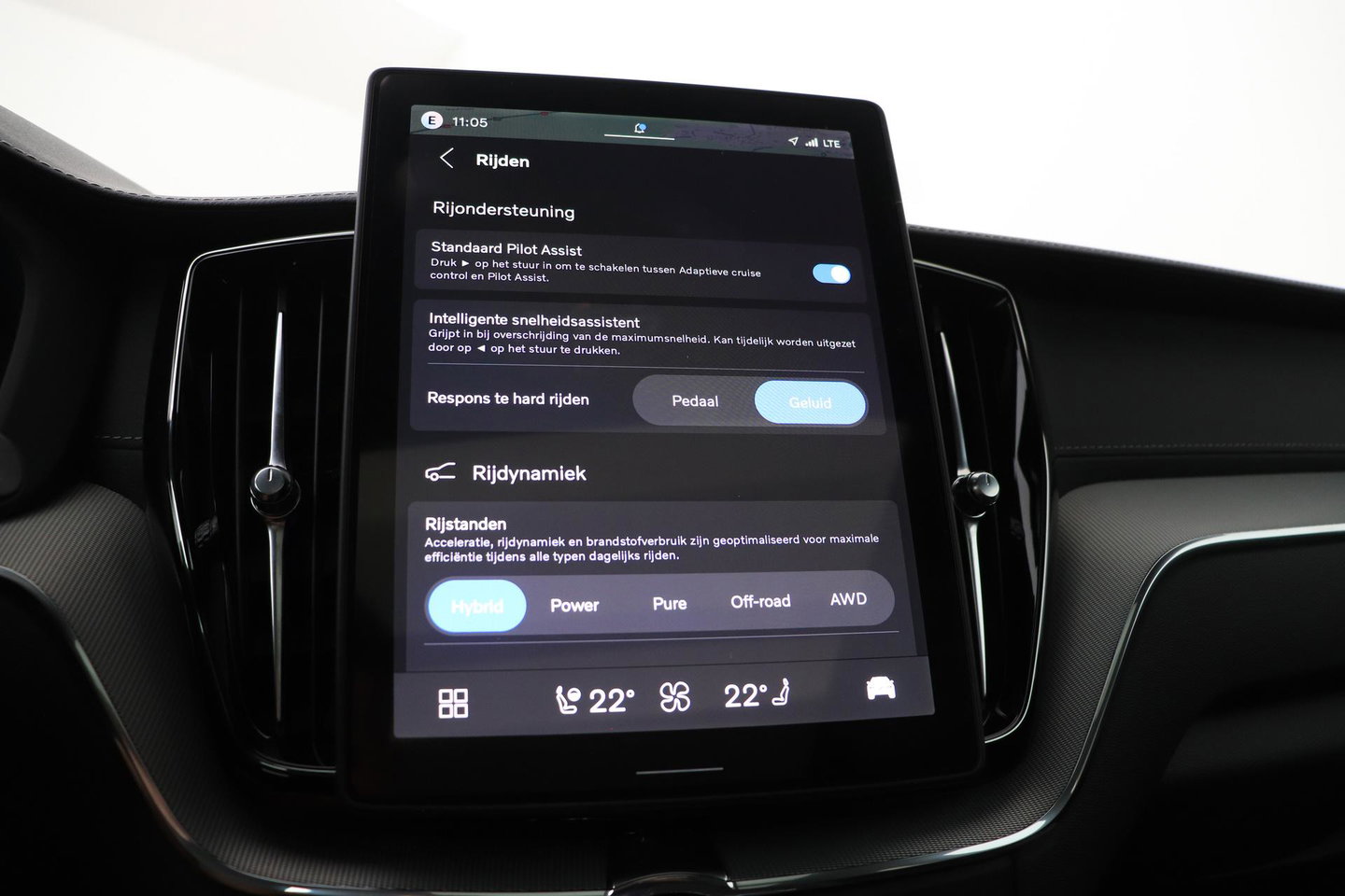 Volvo XC60 T8 Ultra Black Edition | Harman/Kardon | Panoramadak | BLIS | 360° Camera | Head-Up | Pilot Assist | Stoel+Stuurverwarming