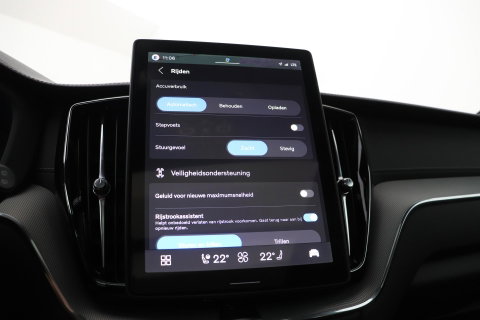 Volvo XC60 T8 Ultra Black Edition | Harman/Kardon | Panoramadak | BLIS | 360° Camera | Head-Up | Pilot Assist | Stoel+Stuurverwarming