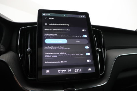 Volvo XC60 T8 Ultra Black Edition | Harman/Kardon | Panoramadak | BLIS | 360° Camera | Head-Up | Pilot Assist | Stoel+Stuurverwarming