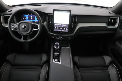 Volvo XC60 T8 Ultra Black Edition | Harman/Kardon | Panoramadak | BLIS | 360° Camera | Head-Up | Pilot Assist | Stoel+Stuurverwarming