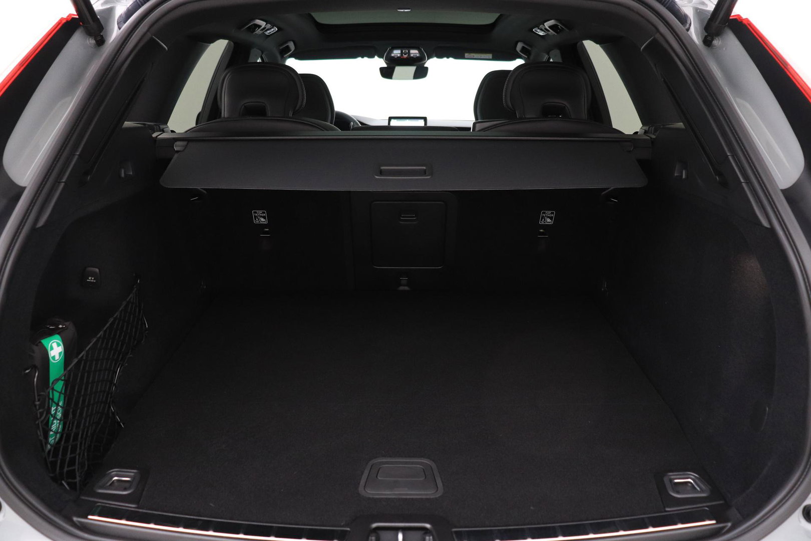 Volvo XC60 T8 Ultra Black Edition | Harman/Kardon | Panoramadak | BLIS | 360° Camera | Head-Up | Pilot Assist | Stoel+Stuurverwarming