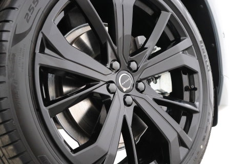 Volvo XC60 T8 Ultra Black Edition | Harman/Kardon | Panoramadak | BLIS | 360° Camera | Head-Up | Pilot Assist | Stoel+Stuurverwarming