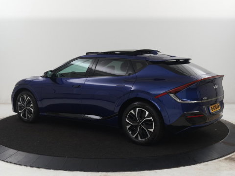 Kia EV6 GT-Line 77.4 kWh | SOH 95,1% | Panoramadak | Memory | Stuur/stoel verwarming | Stoel ventilatie| Meridian sound | Adaptive cruise | Head-up | Carplay | Sfeerverlichting | 360 camera | Park assist