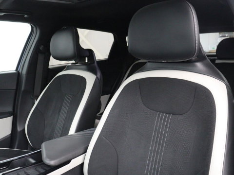 Kia EV6 GT-Line 77.4 kWh | SOH 95,1% | Panoramadak | Memory | Stuur/stoel verwarming | Stoel ventilatie| Meridian sound | Adaptive cruise | Head-up | Carplay | Sfeerverlichting | 360 camera | Park assist