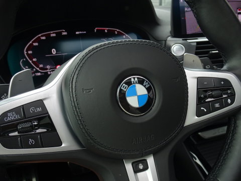 BMW X3 30e 292PK X-Drive M-Sport / Head-Up / panoramadak / BTW / 360°