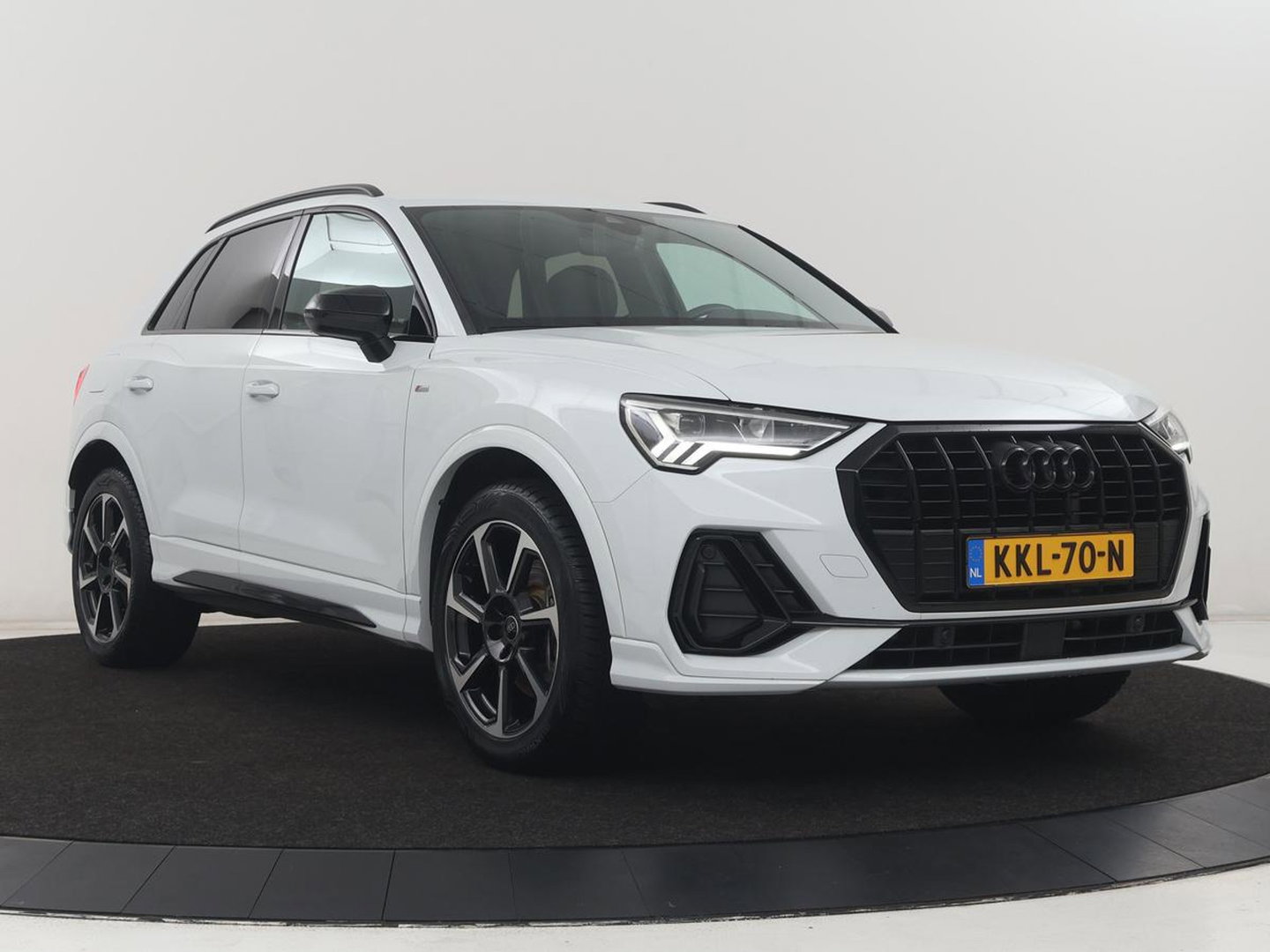 Audi Q3 45 TFSI e edition | SOH 90% | Virtual cockpit | Cruise control | Climate control | Bluetooth | DAB+ | Navigatie | SONOS audio