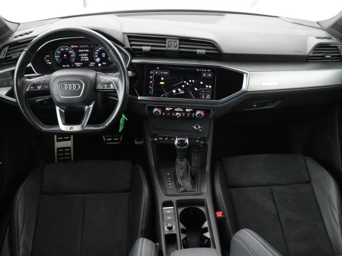 Audi Q3 45 TFSI e edition | SOH 90% | Virtual cockpit | Cruise control | Climate control | Bluetooth | DAB+ | Navigatie | SONOS audio
