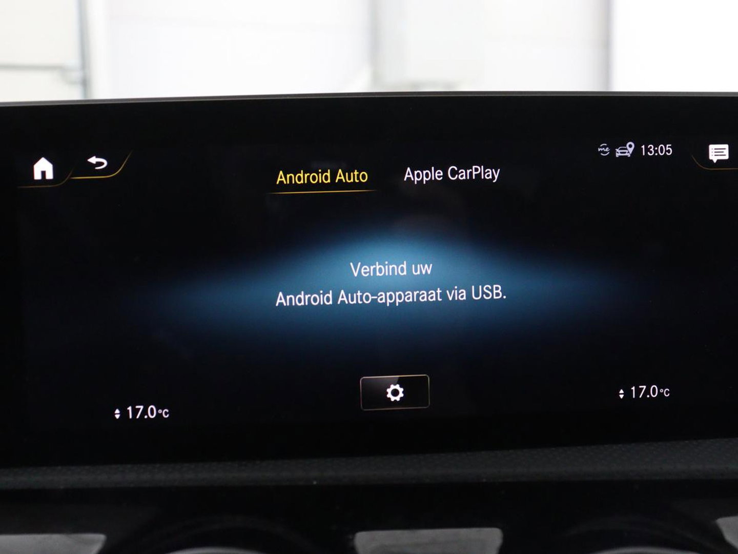 Mercedes-Benz CLA-Klasse 180 Business Solution AMG | Panoramadak | Leder/alcantara | Stoelverwarming | Cruise control | Navigatie | Carplay | Climate control | Camera | Park assist