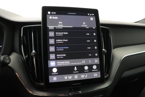 Volvo XC60 T8 Plus Black Edition | Harman/Kardon | 360° Camera | ACC | Standkachel | Keyless | Stoel+Stuurverwarming | 21 inch