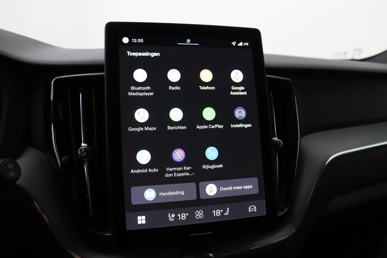 Volvo XC60 T8 Plus Black Edition | Harman/Kardon | 360° Camera | ACC | Standkachel | Keyless | Stoel+Stuurverwarming | 21 inch
