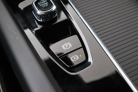 Volvo XC60 T8 Plus Black Edition | Harman/Kardon | 360° Camera | ACC | Standkachel | Keyless | Stoel+Stuurverwarming | 21 inch