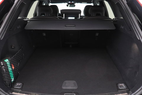 Volvo XC60 T8 Plus Black Edition | Harman/Kardon | 360° Camera | ACC | Standkachel | Keyless | Stoel+Stuurverwarming | 21 inch