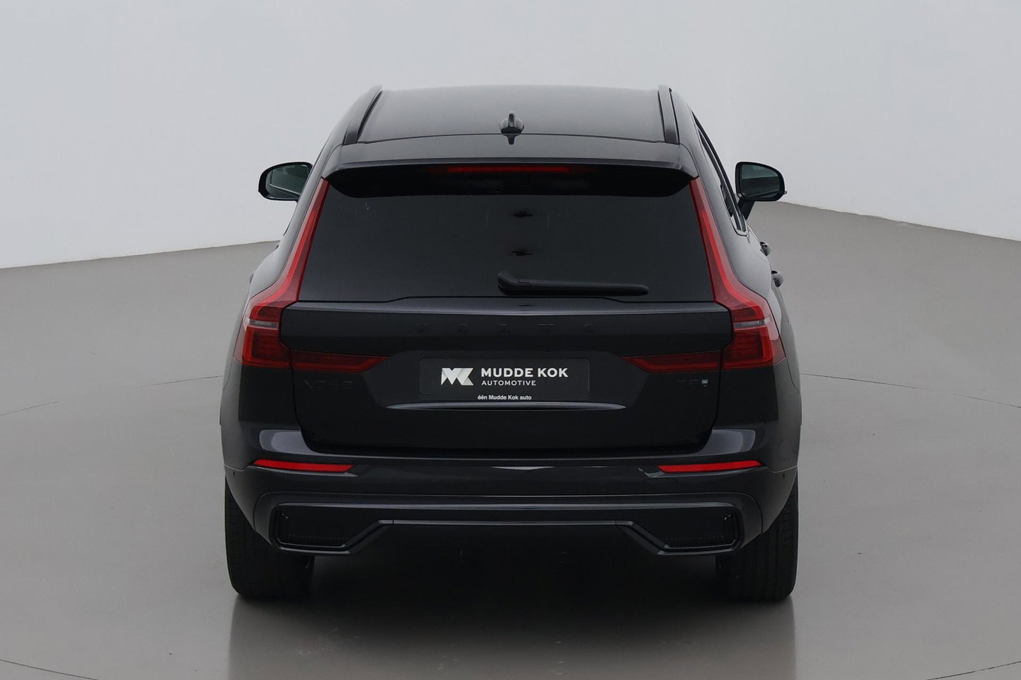 Volvo XC60 T8 Plus Black Edition | Harman/Kardon | 360° Camera | ACC | Standkachel | Keyless | Stoel+Stuurverwarming | 21 inch
