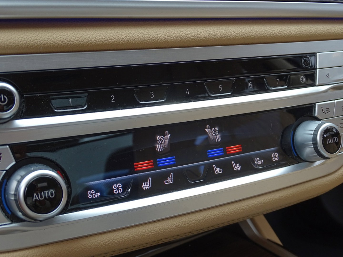 BMW 7 Serie 745e 394PK / M-Individual / ACC / Softclose / Laser / 360°