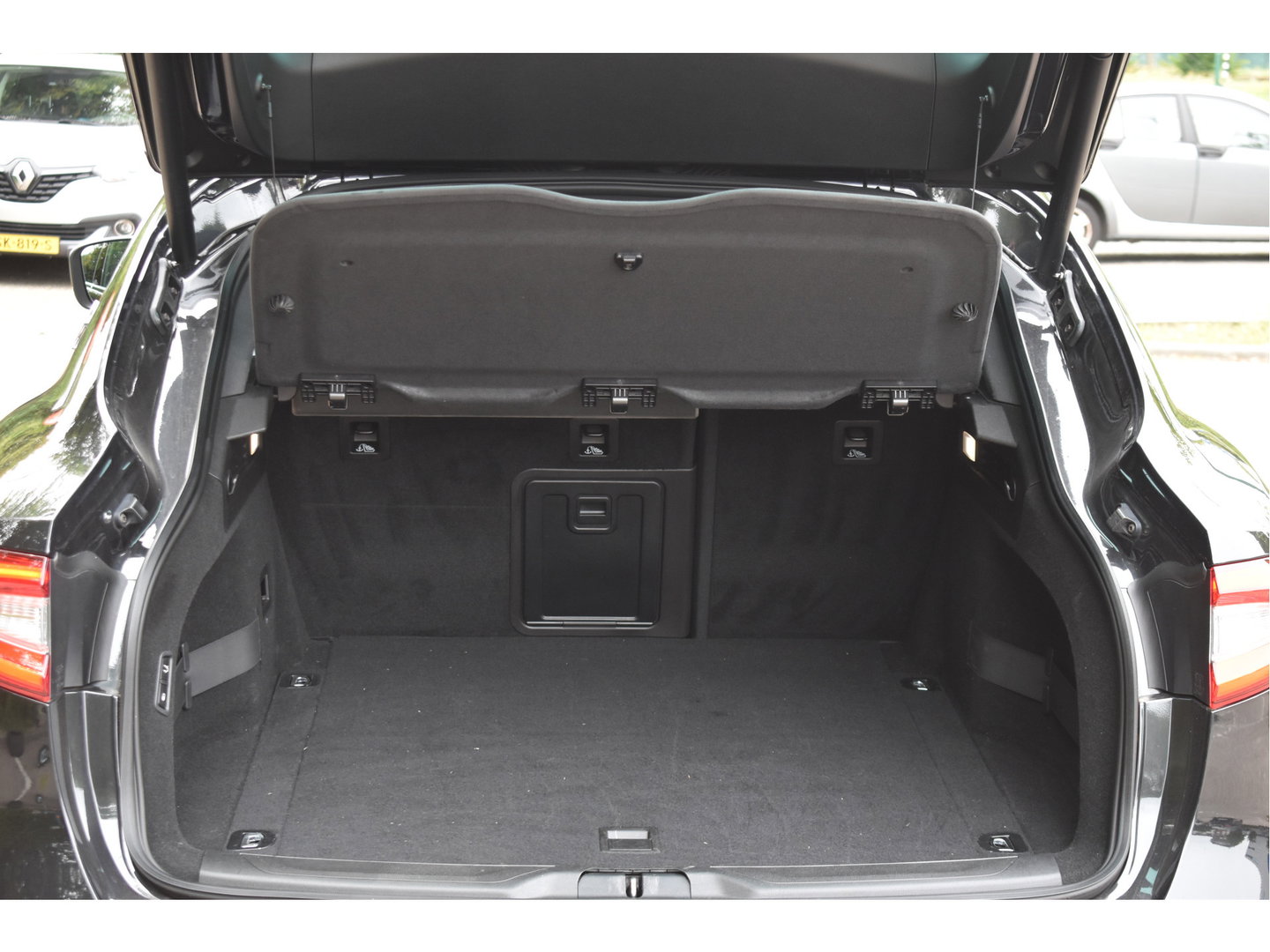 Maserati Levante 3.0 V6 AWD GranSport 350 pk Driver Ass.Pack 2 | NL-Auto | Pano | Keyless | 360 gr.camera | Luchtvering | Stoelverkoeling | Full LED | 21" Velgen